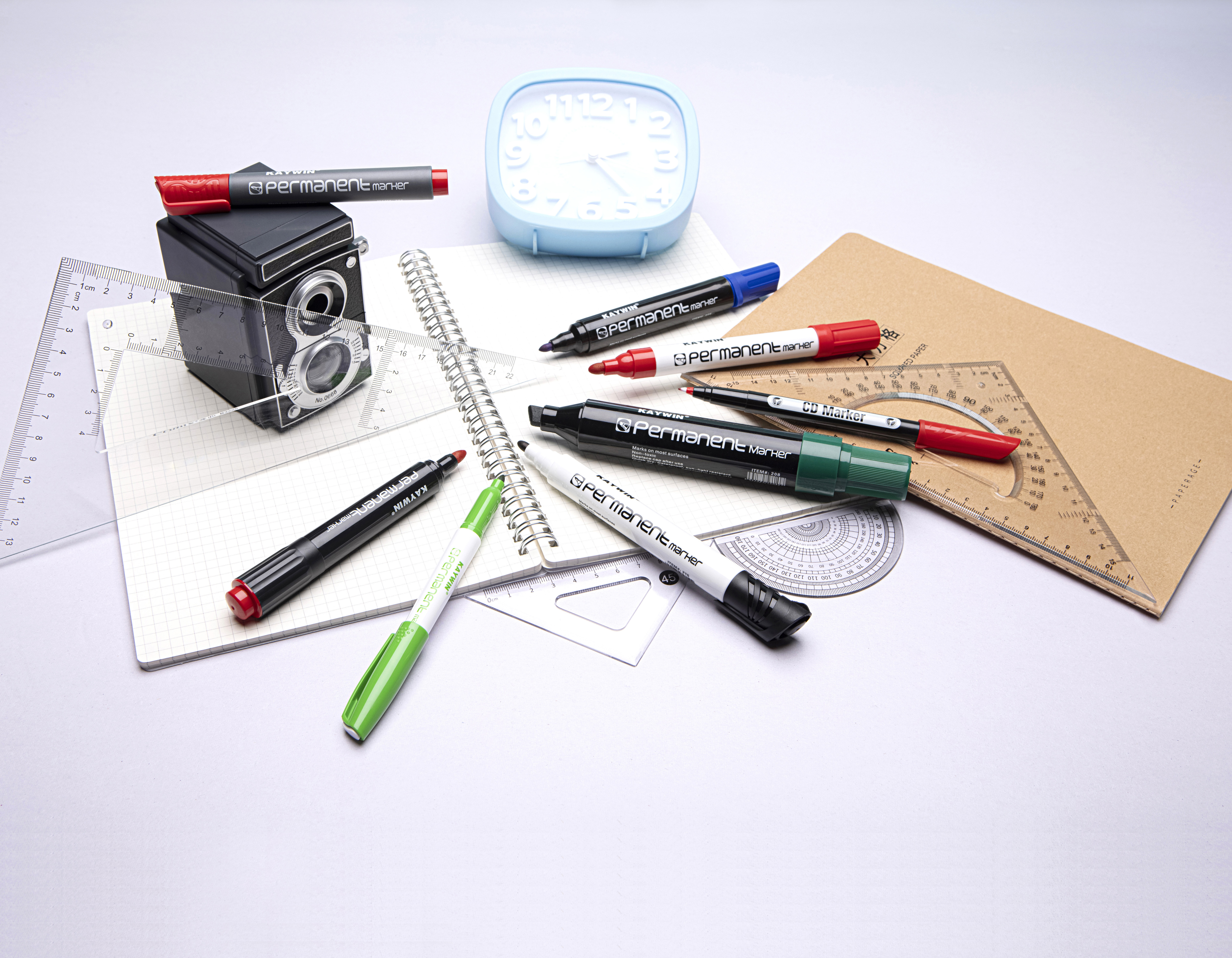 Kaywin dual-tip permanent marker